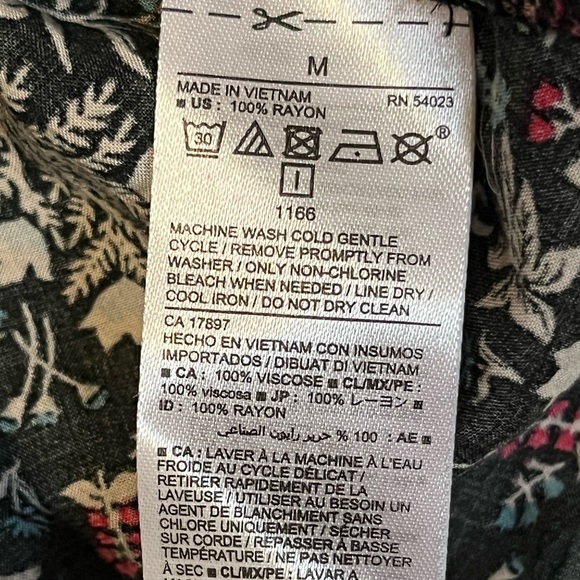 Old Navy Woodland Blouse - Picture 5 of 6